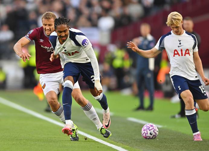 山东U20男足主帅韩鹏：四年的准备以这种方式结束，很难接受（山东U20男足主教练韩鹏：四年备战以此收场，难以接受）