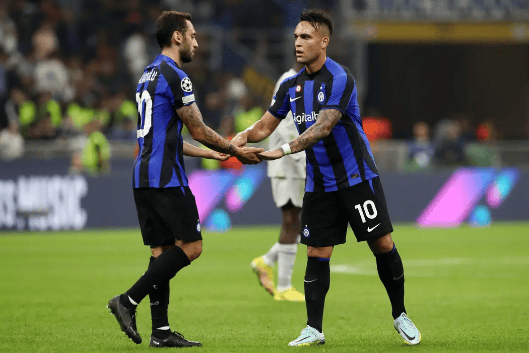 曼联接下来的英超五场大战：与切尔西、利物浦及其他竞争对手的赛程对比（曼联英超未来五战观察：与切尔西、利物浦及诸强赛程对照）