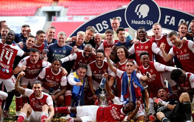 拜仁官方：将在对圣保利赛前为金斯利-科曼举办告别仪式（拜仁官宣：战圣保利前为金斯利-科曼举行告别仪式）