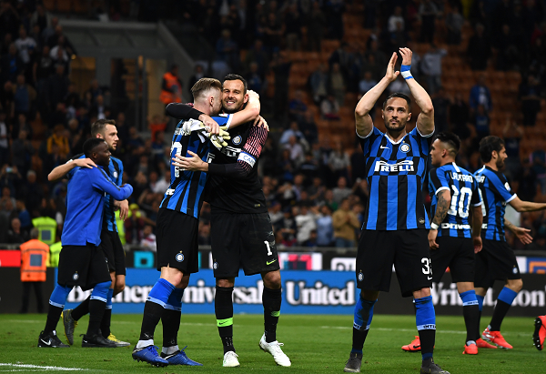 记者：苏亚雷斯决定与迈阿密国际续约一年（记者称苏亚雷斯将与迈阿密国际再续一年）