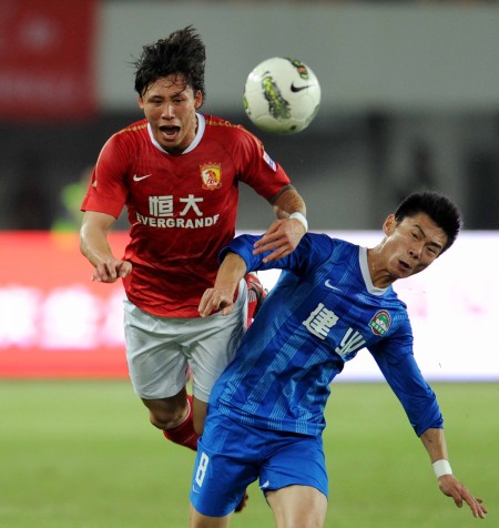 明年加盟切尔西，萨特帕耶夫成首位欧冠进球的哈萨克斯坦球员（萨特帕耶夫将于明年加盟切尔西，成为哈萨克斯坦球员欧冠破门第一人）