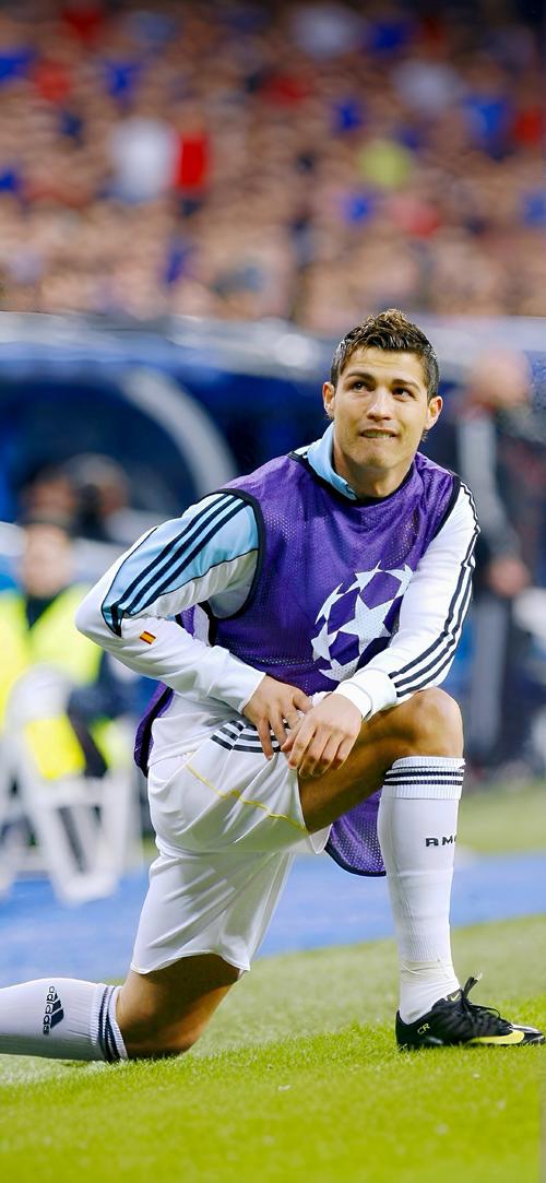 杰伦·约翰逊砍本赛季第二次三双，20年特雷·杨后老鹰首人（杰伦·约翰逊再取本季第二次三双，成老鹰自2020年特雷·杨后首人）