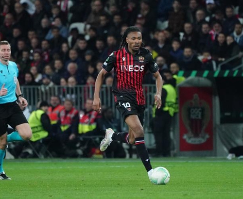 赫罗纳vs阿拉维斯：维特塞尔、布林德首发，马里亚诺-迪亚斯、德尼斯-苏亚雷斯出战（赫罗纳迎战阿拉维斯：维特塞尔、布林德首发，马里亚诺-迪亚斯与德尼斯-苏亚雷斯出场）