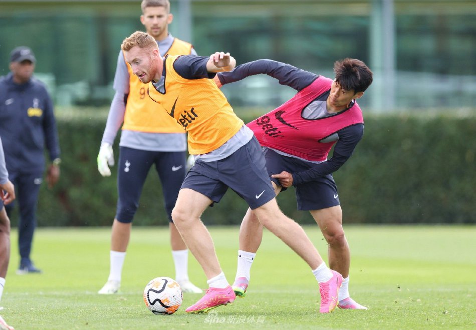 萨尼亚选择内马尔为自己最难对付的对手，廷贝尔选择梅西（萨尼亚称内马尔是他最棘手的对手，廷贝尔则选择梅西）