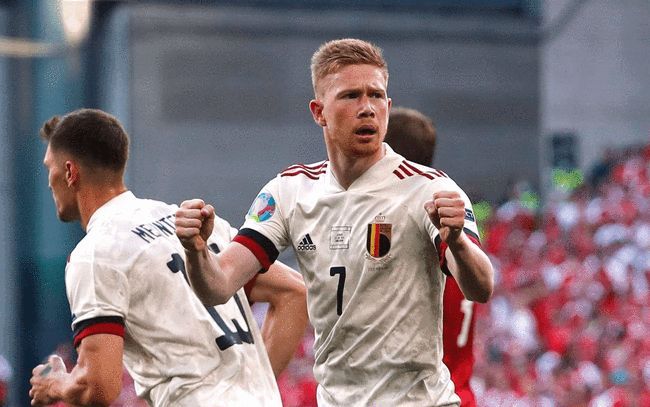 记者：巴萨有人反对买断拉什福德，因他逼抢力度不够&年薪高（记者：巴萨内部有人反对签下拉什福德，认为其压迫强度不足且薪资过高）