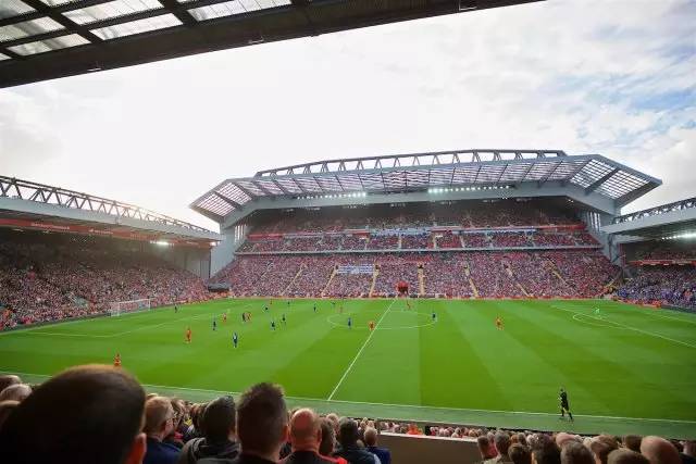 美国LOVB麦迪逊女排训练备战（美国LOVB麦迪逊女排加紧训练备战）